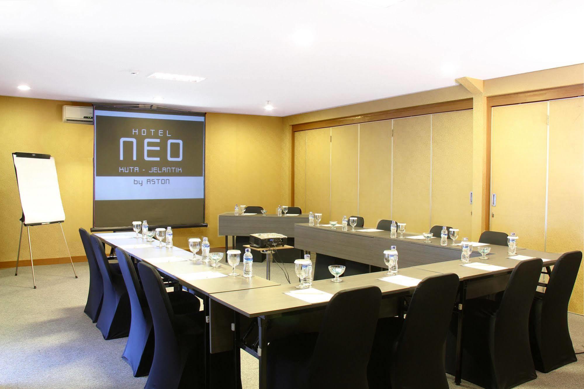 Hotel Neo - Kuta, Jelantik Легиан Екстериор снимка