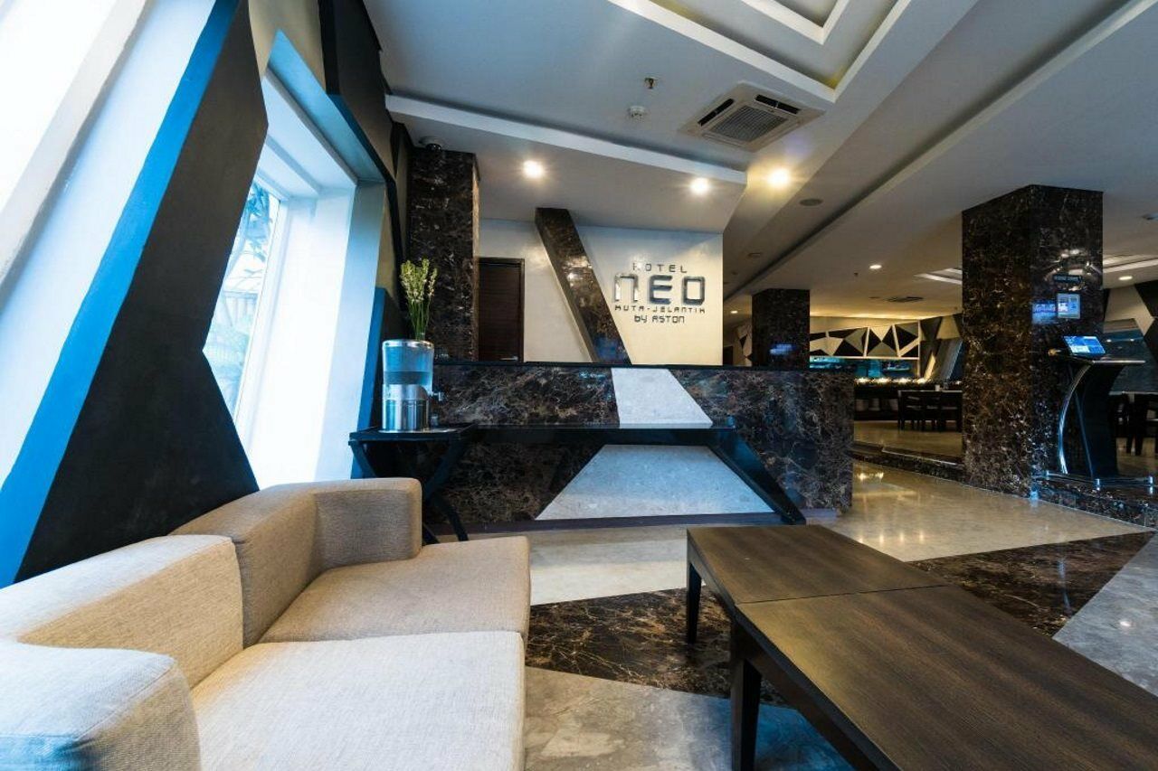 Hotel Neo - Kuta, Jelantik Легиан Екстериор снимка
